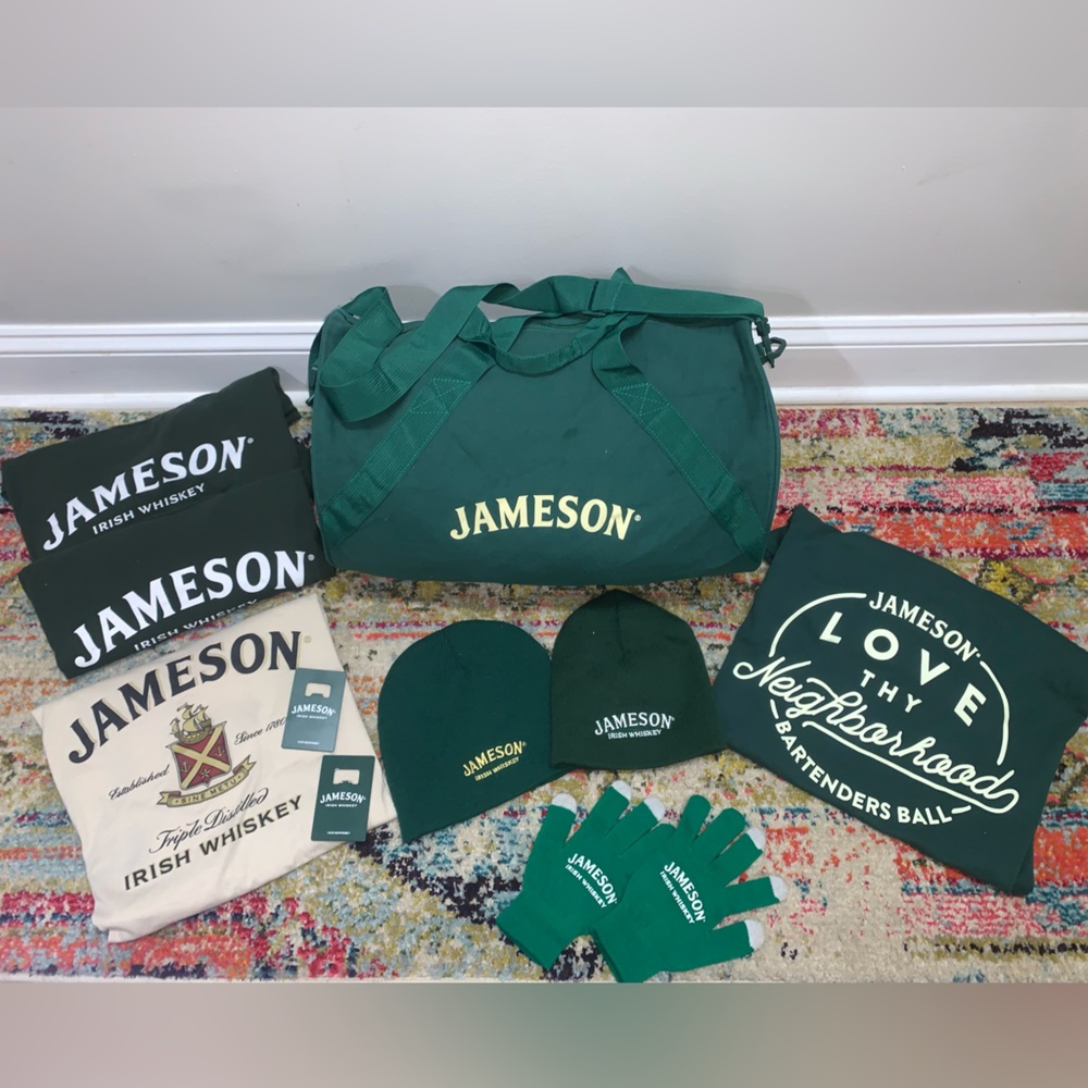 ☘️ Jameson Whiskey Gear/Bundle 🥃